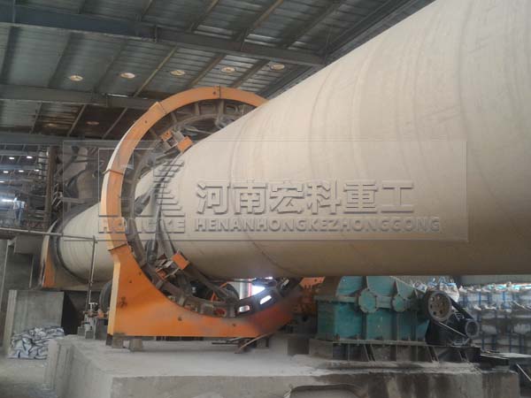 關于回轉窯設備的高效生產，操作工被賦予了什么職責